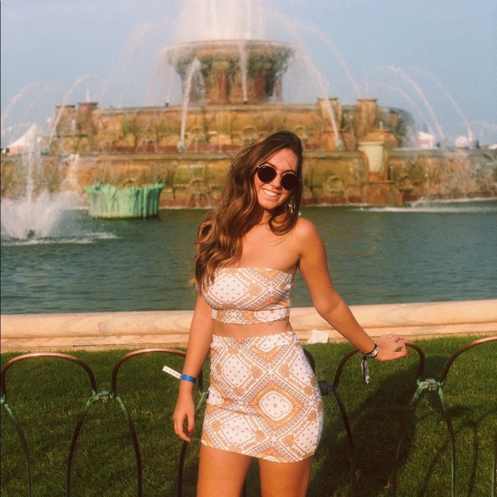 YELLOW/GOLD TWO PIECE